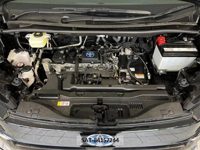 Toyota VOXY HYBRID 2023-02 238464-18