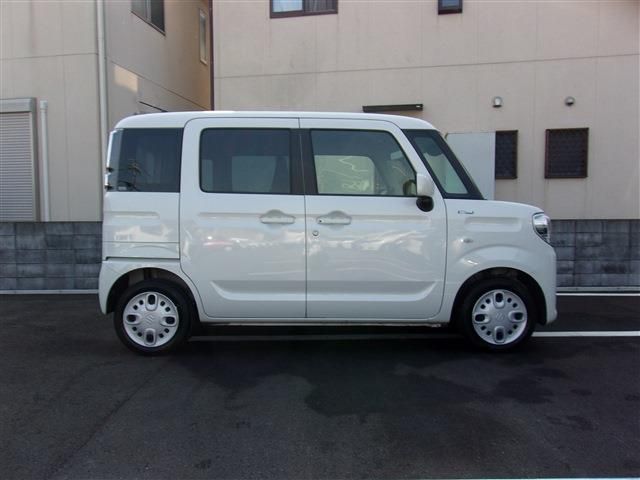 Suzuki SPACIA 2022-10 193082-7