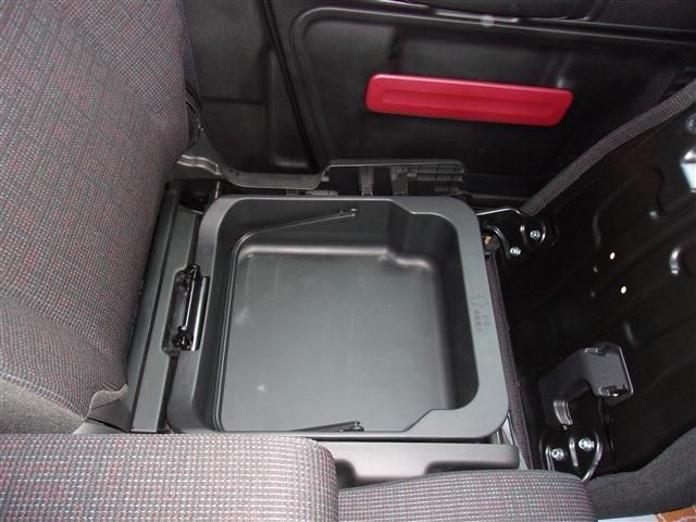 Suzuki SPACIA 2022-10 193082-23