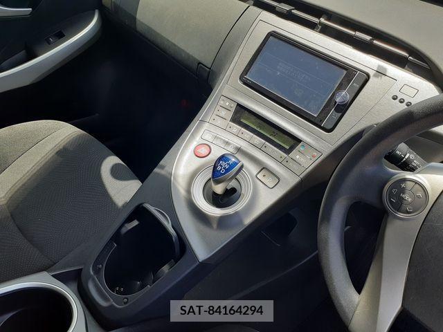 Toyota PRIUS 2013-09 282093-20