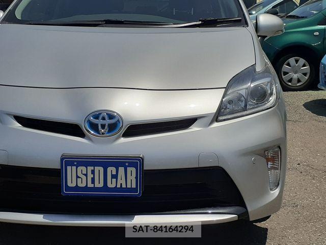 Toyota PRIUS 2013-09 282093-5