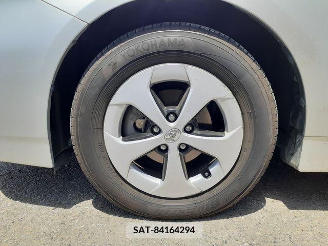 Toyota PRIUS 2013-09 282093-12
