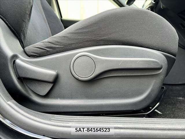 Nissan JUKE 2018-02 396987-27