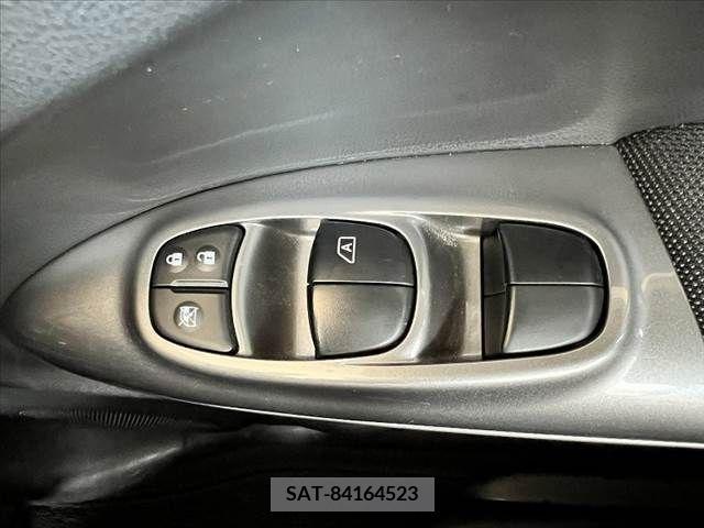 Nissan JUKE 2018-02 396987-26