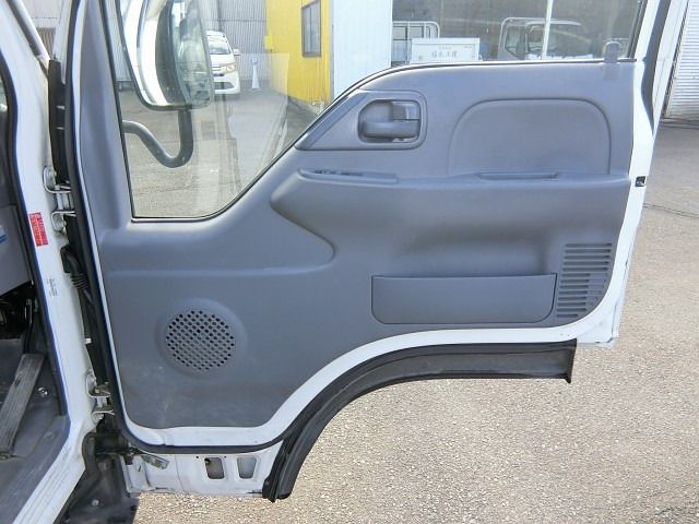 Isuzu ELF TRUCK 2014-09 181628-15