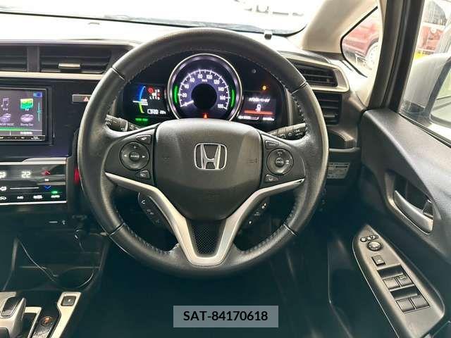 Honda FIT 2019-06 384686-18