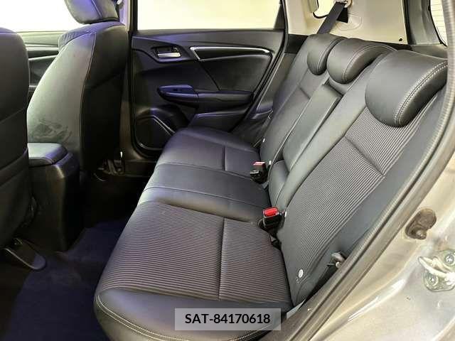 Honda FIT 2019-06 384686-13