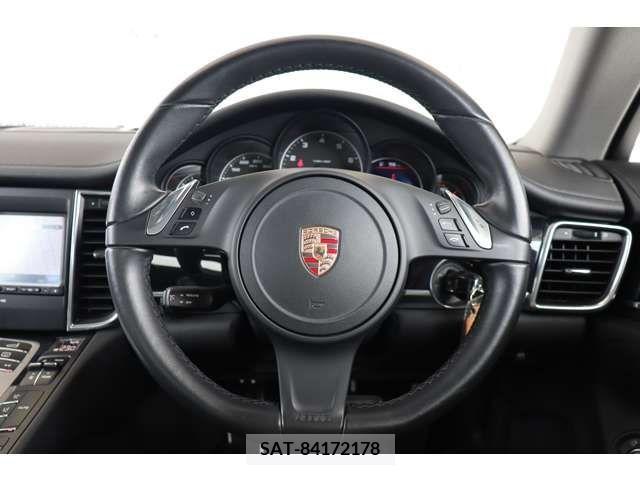 Porsche PANAMERA 2013-11 229971-9