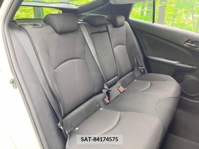Toyota PRIUS 2019-05 347869-9