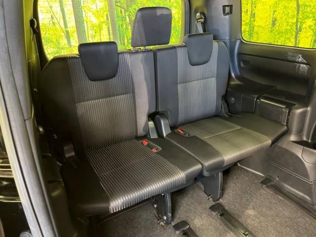 Toyota VOXY 2020-07 195760-10