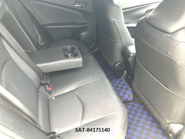 Toyota PRIUS 2016-09 281894-18