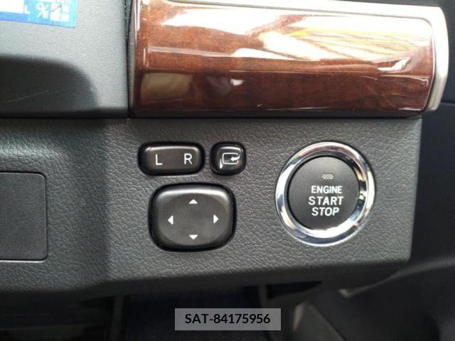 Toyota MARK X 2013-06 385656-18