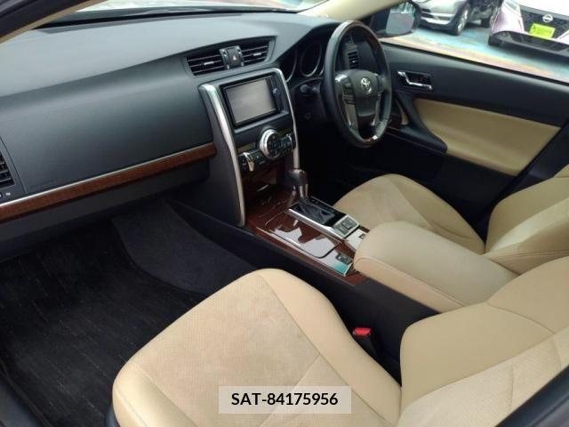 Toyota MARK X 2013-06 385656-22