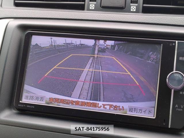Toyota MARK X 2013-06 385656-13