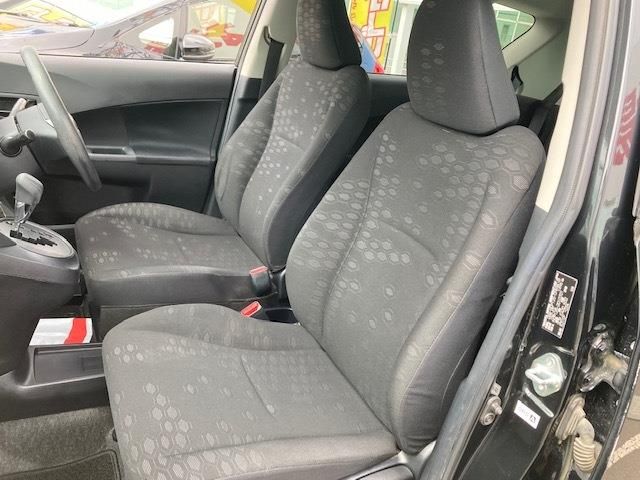 Toyota RACTIS 2012-03 6599-22