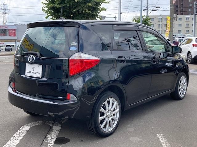 Toyota RACTIS 2012-03 6599-5