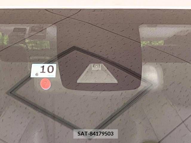 Toyota PRIUS 2021-10 322490-2