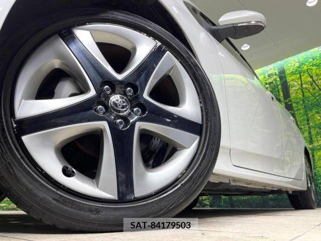 Toyota PRIUS 2021-10 322490-13
