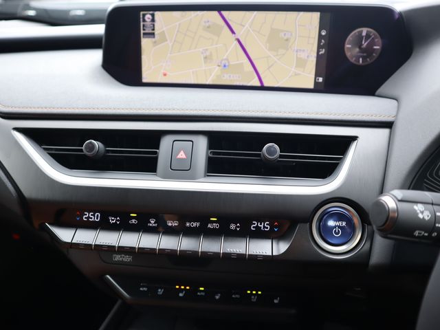 Lexus UX 2021-07 10290-13