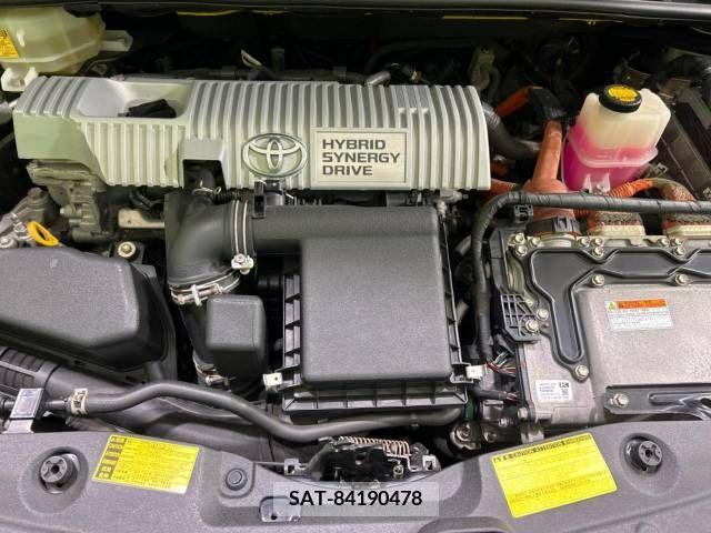 Toyota PRIUS 2012-05 226896-18