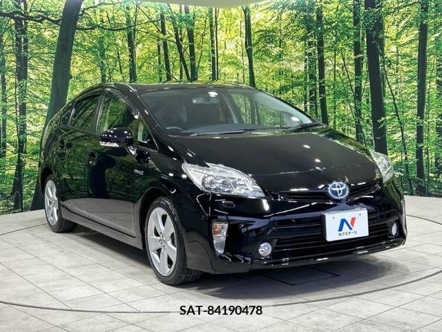 Toyota PRIUS 2012-05 226896-16