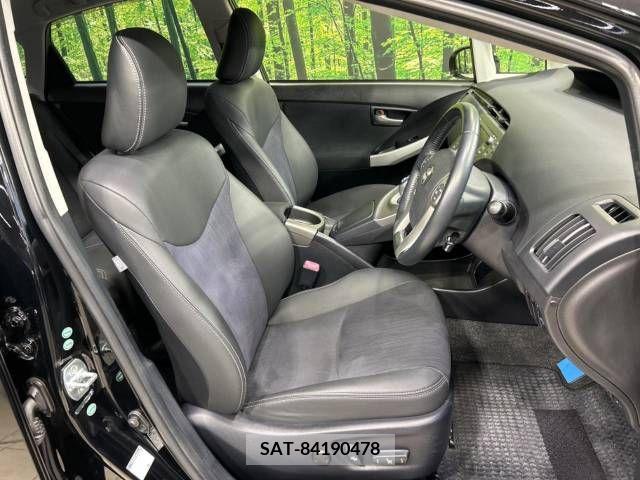 Toyota PRIUS 2012-05 226896-11