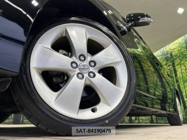 Toyota PRIUS 2012-05 226896-10
