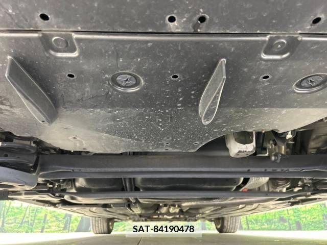 Toyota PRIUS 2012-05 226896-19