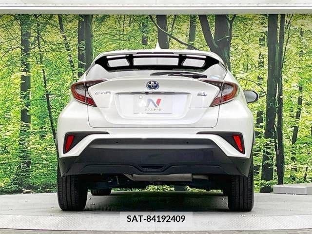 Toyota C-HR 2017-05 294967-15