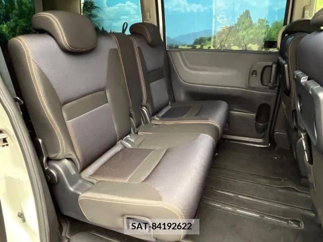 Nissan SERENA 2007-02 324871-8