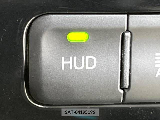 Toyota PRIUS 2016-06 282018-6