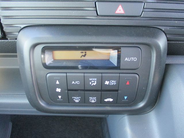 Honda N-VAN 2023-08 185980-18