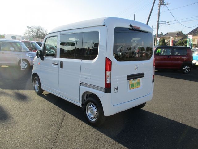 Honda N-VAN 2023-08 185980-4