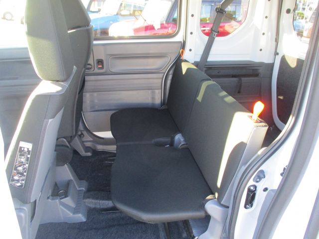 Honda N-VAN 2023-08 185980-27
