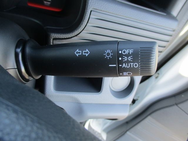 Honda N-VAN 2023-08 185980-21
