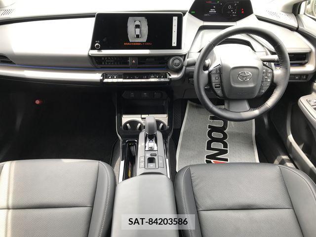 Toyota PRIUS 2023-04 281812-8