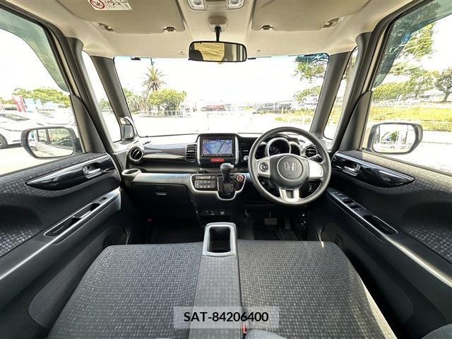 Honda N BOX CUSTOM 2017-04 306692-14