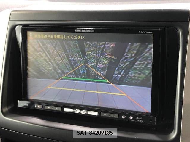 Toyota VOXY 2010-04 289427-3