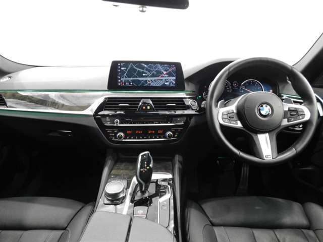 Bmw 5 SERIES 2018-04 28200-2