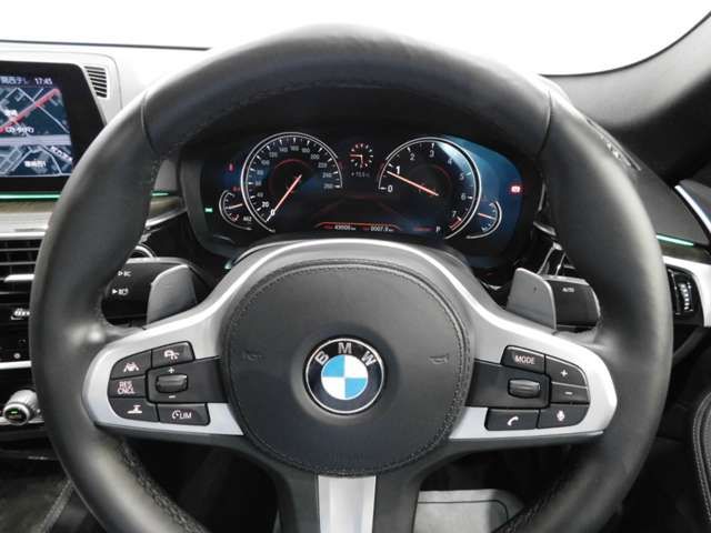 Bmw 5 SERIES 2018-04 28200-17