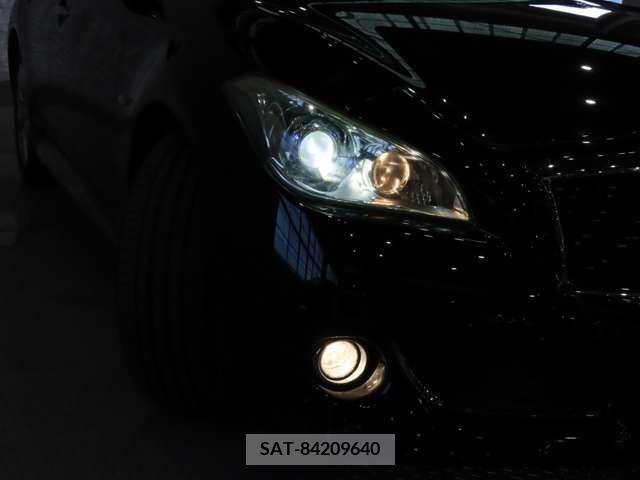 Nissan FUGA 2012-05 270712-13