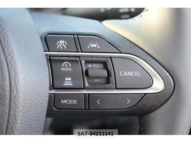 Toyota NOAH 2022-11 313570-4
