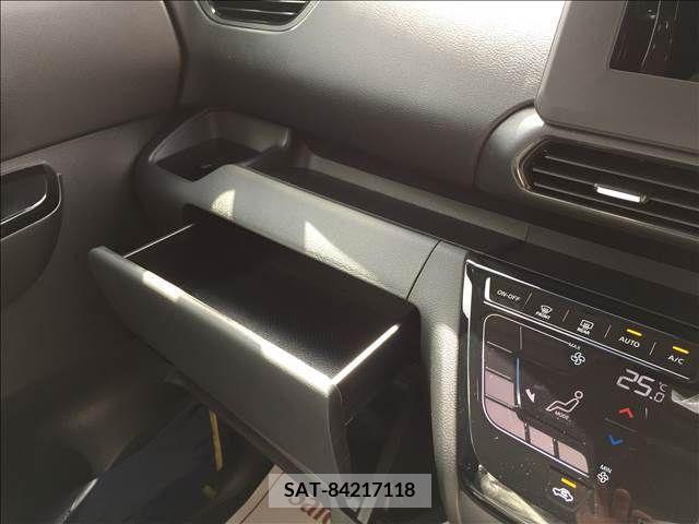 Nissan ROOX 2024-02 324163-17