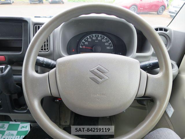 Suzuki EVERY 2016-04 301590-11