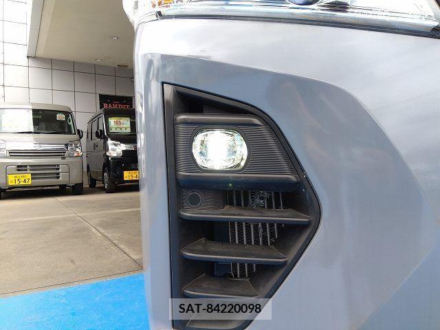 Nissan Caravan 2022-11 263542-11