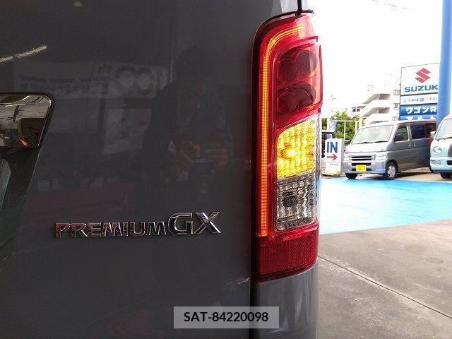 Nissan Caravan 2022-11 263542-4