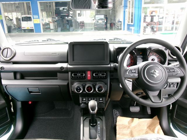 Suzuki JIMNY 2023-06 9016-4