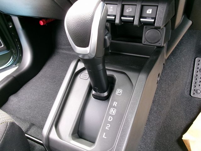 Suzuki JIMNY 2023-06 9016-11
