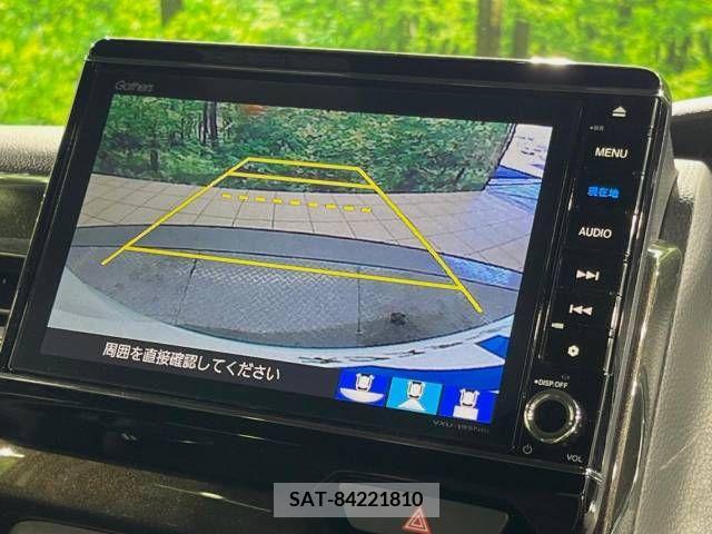 Honda N BOX CUSTOM 2019-05 338291-4