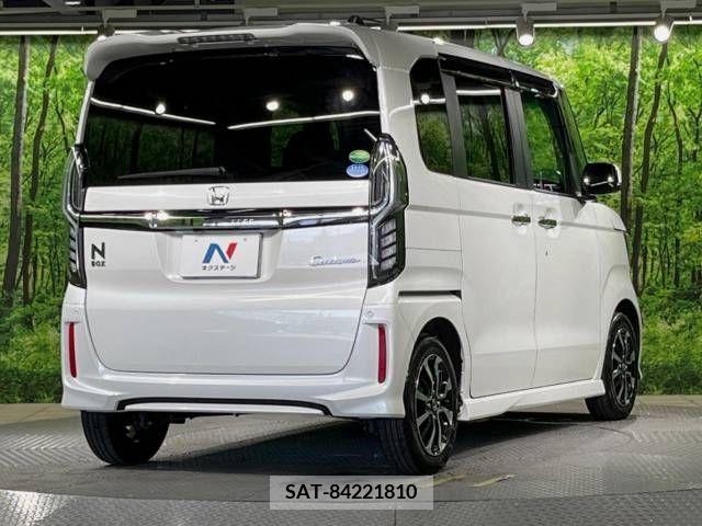 Honda N BOX CUSTOM 2019-05 338291-17